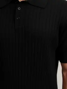 HIGHLANDER Men Knitted Textured Polo Collar T-shirt