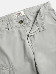 The Roadster Lifestyle Co Men Mid Rise Pure Cotton Cargo Trouser
