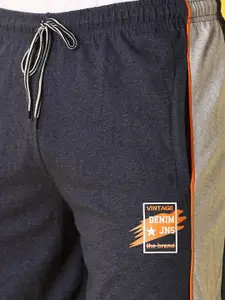 V-Mart Men Colourblocked Shorts