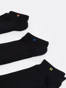 Max Pack of 3 Men Solid Ankle Length Socks