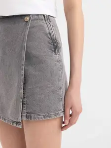 DeFacto Women Regular Fit Shorts