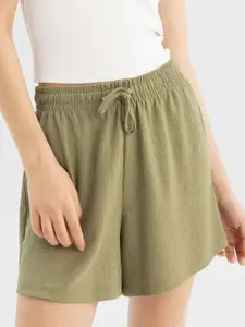 DeFacto Women Regular Fit Mid-Rise Shorts