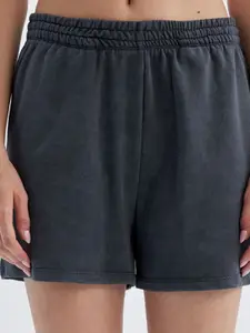 DeFacto Women Mid-Rise Regular Fit Shorts