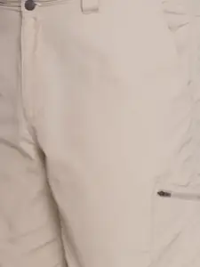 Santonio Men Solid Mid Rise Regular Fit Knee Length Cargo Shorts