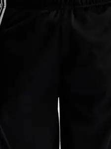 DeFacto Men Mid Rise Regular Fit Knee Length Regular Shorts