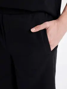 DeFacto Men Mid-Rise Shorts