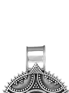 Exotic India Labradorite Gemstone Sterling Silver Designer Pendant