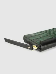 Hidesign Women Animal Textured Leather Zip Around Wallet