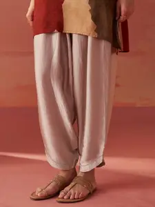 Lakshita Printed Thread Work Kurta