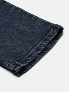 The Roadster Lifestyle Co Men Slim-Fit Mid-Rise Jeans