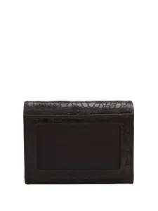 Da Milano Women Textured Leather Envelope Wallets
