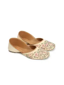 XE Looks Embellished Ethnic Mojaris 642-J611-cream-Cream