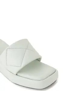 DressBerry Wedge Heel Sandals