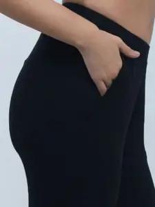 Soie Women Mid Rise Straight Ankle Length Lounge Pant