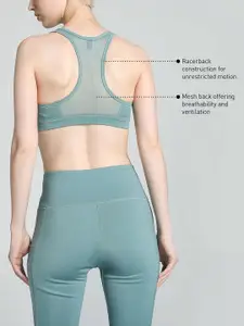 Puma Mid Impact Graphic Women Sports Bra