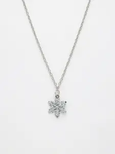 NVR Silver-Plated Snowflake Shaped Pendant with Chain