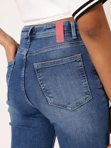 DressBerry Women Casual Edge Light Fade Stretchable Frayed Jeans