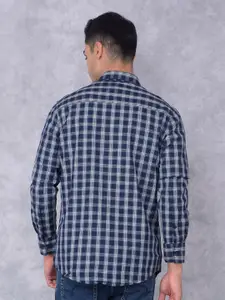 Crimsoune Club Men Smart Spread Collar Tartan Checked Cotton Casual Shirt