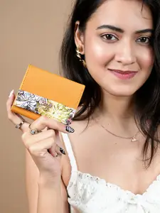 Baggit Women Floral Printed PU Three Fold Wallet