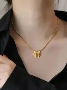 DressBerry Gold-Plated Necklace