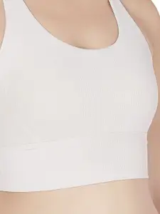 PLUMBURY Full Coverage Cross Back Lightly Padded Rapid Dry Workout Sports Bra