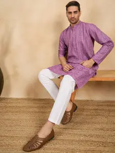 House of Pataudi Floral Embroidered Sequinned Mandarin Collar Straight Kurta