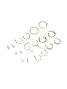 DIVASTRI Gold-Plated Artificial Stones Studded Circular Shaped Studs Earrings
