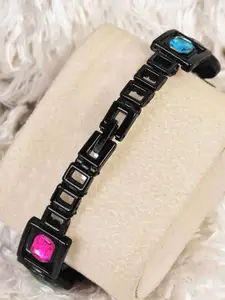 DressBerry Women Embellished Stainless Steel Bracelet Style Straps Analogue Watch DB 907