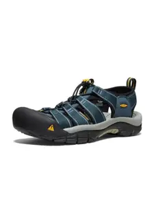 KEEN Men Patterned Shoe-Style Sandals