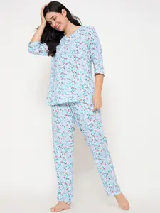 Clovia Women Printed Top & Pyjama Set Night suit
