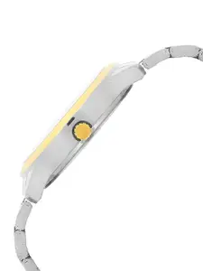 Timex Men Brass Patterned Dial & Stainless Steel Straps Analogue Watch TWEG18528