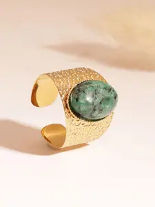 Rubans 18K Gold Plated Textured Adjustable Ring with Green Marble Stone