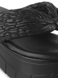 Mochi Platform Pumps with Bows