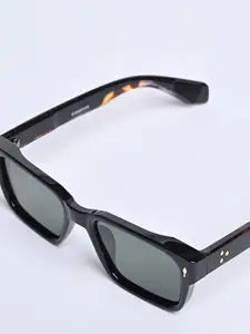 Snitch Men Wayfarer Sunglasses with UV Protected Lens SN0052