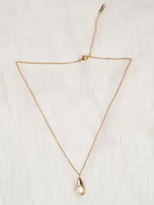 Zeraki Jewels Gold-Plated Oval Pendants With Chains