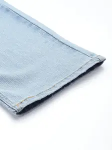 Levis Men Slim Fit Mid-Rise Light Fade Stretchable Jeans