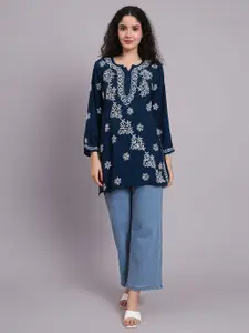 PARAMOUNT CHIKAN Ethnic Motifs Embroidered Chikankari Chikankari Kurti