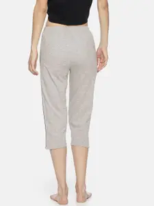 Espresso Women Grey Melange Solid Regular Fit Capris ESP-4000-SC1