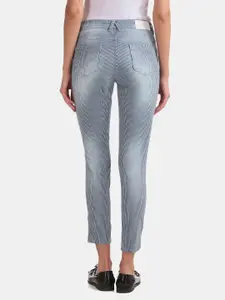 U.S. Polo Assn. Women Women Blue & White Skinny Fit Mid-Rise Clean Look Jeans