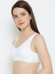 Lady Lyka White Solid Non-Wired Non Padded Sports Bra TEENAGER