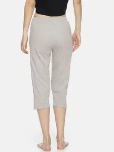 Espresso Women Pack of 2 Grey & Black Solid Capris ESP-4000-CAPRI-2-GMB