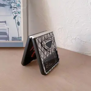 Weave Fabric Designer Phone Case for Samsung Galaxy Z Flip Fold 5 4 3 2 Dazzling Retro Diamond Pattern Luxury Back Cover Fundas Coque Black