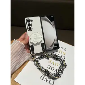 Phone case For Galaxy Z Fold 7 6 5 4 3 5G Lia Flower Stand Holder Bracelet Hand Chain Of Silk Scarf White Leather Case Cover