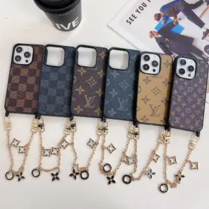 Phone Case Designer Case For 16 Pro Max 15 Pro Max 14 13 12 11 XS Max 16 Plus Samsung S24 Ulter S23 Plus Case Luxury Metal Chain Wristband Phonecase S25115