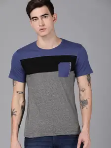 WROGN Men Charcoal Colourblocked Slim Fit Round Neck T-shirt