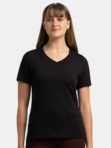 Jockey Solid Super Combed Cotton Stretch Regular Fit Tshirt-1359