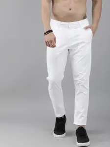 Roadster Men White Solid Tapered Fit LYCRA Fiber Chinos Trousers