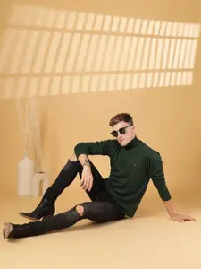 Chkokko Men Green Solid High Neck T-shirt