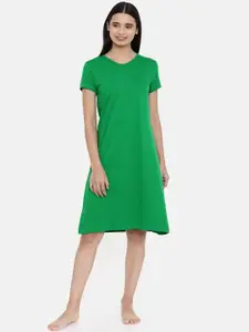 zebu Women Green Solid Nightdress