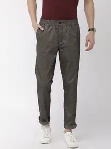 Tommy Hilfiger Men Grey Active Pant Slim Fit Solid Regular Trousers